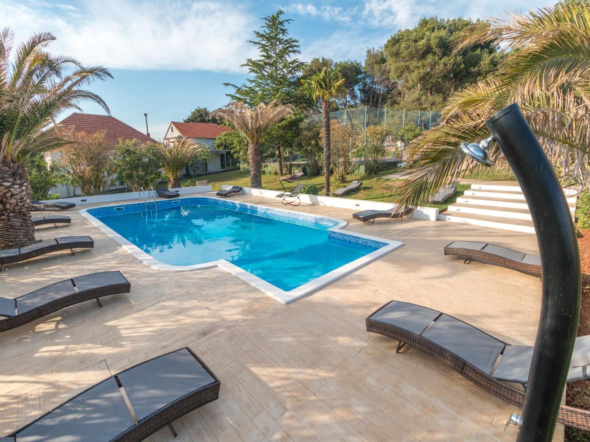 Scenic Holiday Home In Bibinje Near Sea المظهر الخارجي الصورة